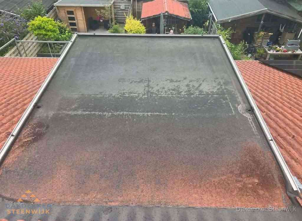 Verouderd Plat Dak Lekkage Steenwijk